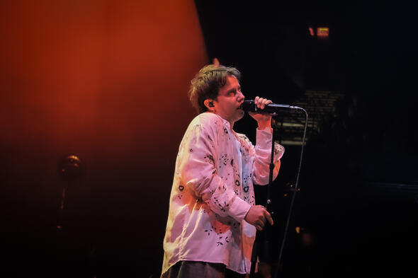 NOTHING BUT THIEVES